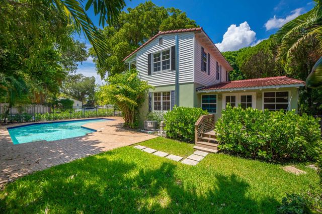 1601 SE 2ND Street, Fort Lauderdale, FL 33301