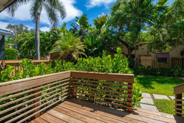 1601 SE 2ND Street, Fort Lauderdale, FL 33301