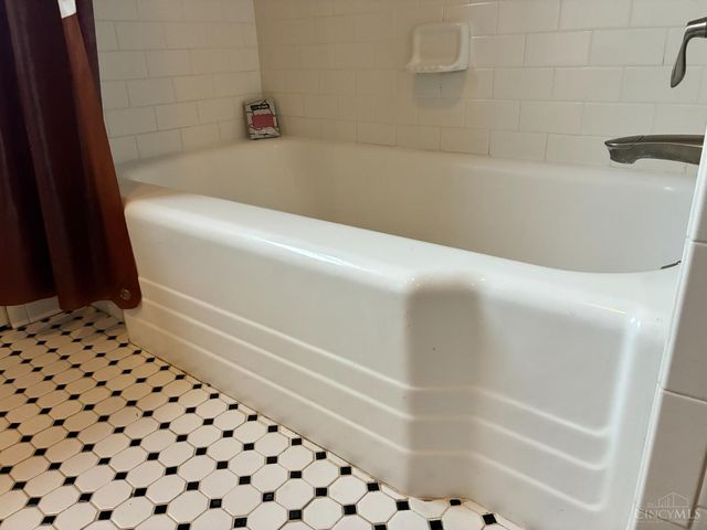 3919 S Clerose Circle, Cincinnati, OH 45205