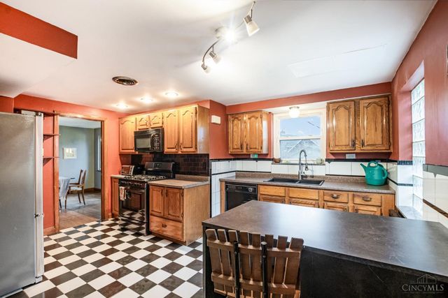 3919 S Clerose Circle, Cincinnati, OH 45205