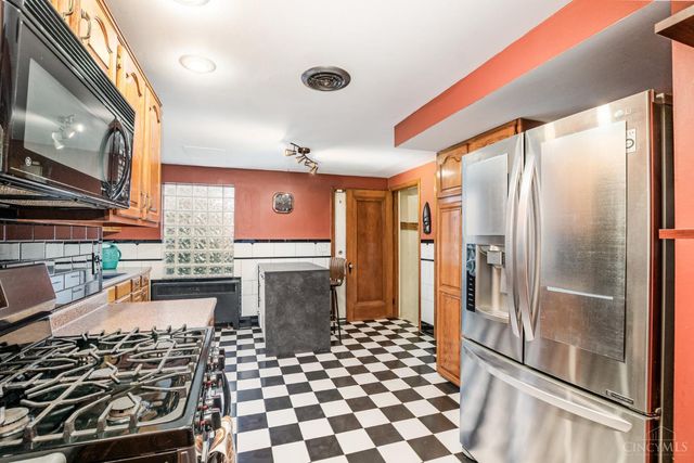 3919 S Clerose Circle, Cincinnati, OH 45205