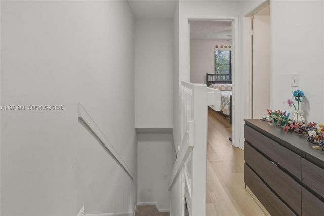 9853 Riverside Dr 8-24, Coral Springs, FL 33071