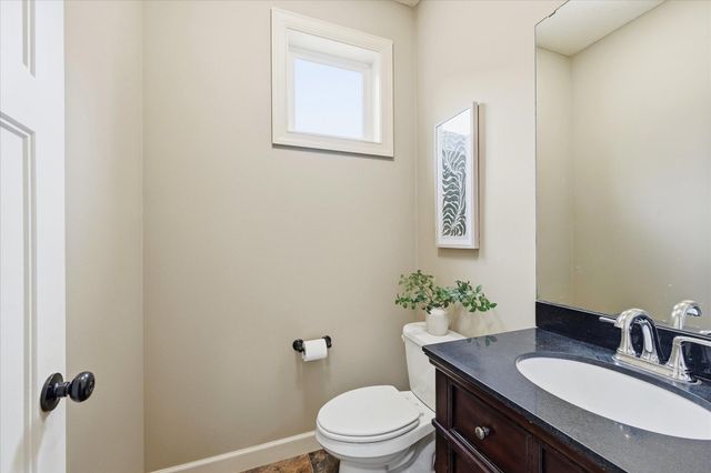 7707 Oxbow Creek Circle N, Brooklyn Park, MN 55445