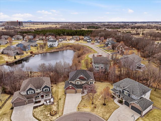 7707 Oxbow Creek Circle N, Brooklyn Park, MN 55445