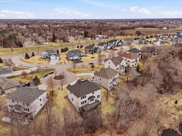 7707 Oxbow Creek Circle N, Brooklyn Park, MN 55445