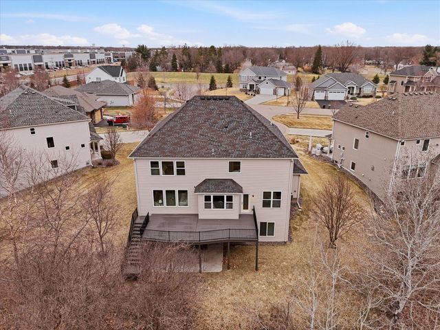 7707 Oxbow Creek Circle N, Brooklyn Park, MN 55445