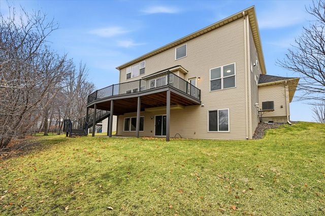 7707 Oxbow Creek Circle N, Brooklyn Park, MN 55445