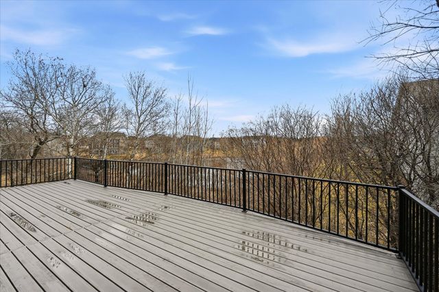 7707 Oxbow Creek Circle N, Brooklyn Park, MN 55445