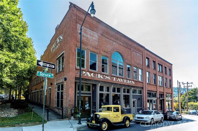 221 Summit Street, Asheville, NC 28803