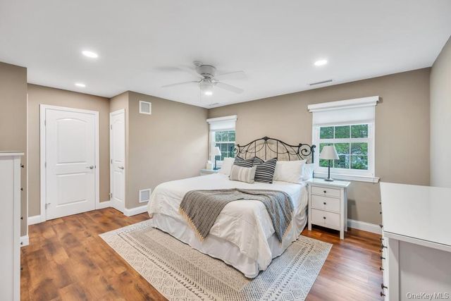 207 Sara Circle, Port Jefferson Station, NY 11776