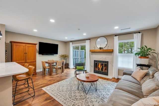 207 Sara Circle, Port Jefferson Station, NY 11776
