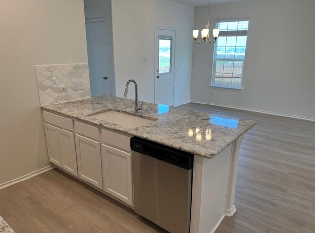 504 Barbary Coast Ln LN, Jarrell, TX 76537