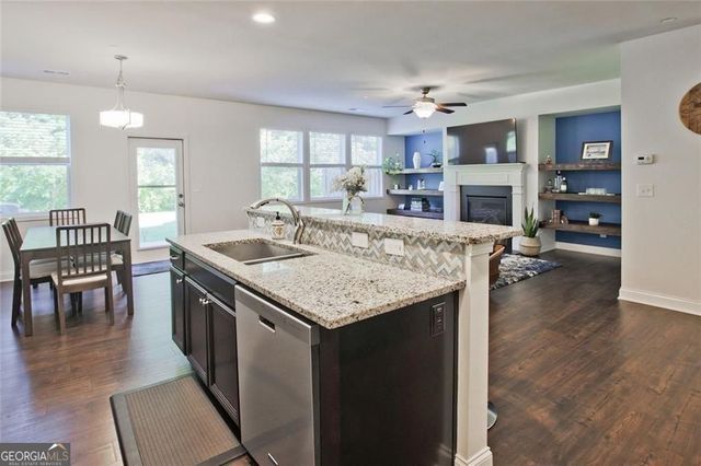 112 Davina Drive, Smyrna, GA 30082