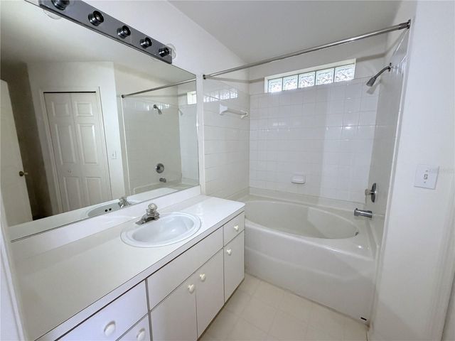 6608 NORTHHAVEN COURT, Riverview, FL 33578