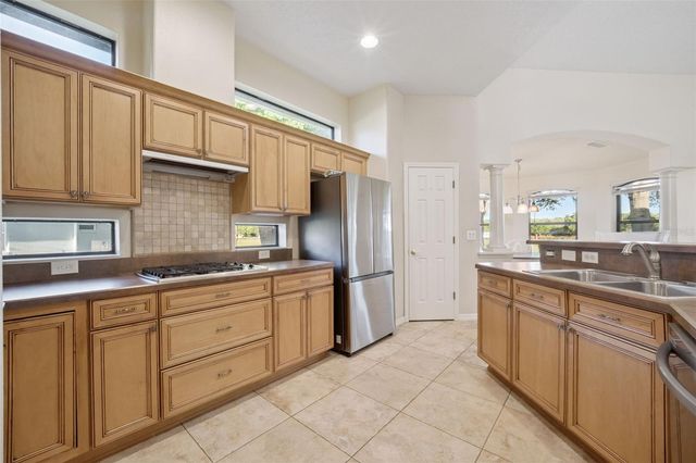 3292 SEVEN SEAS DRIVE, Tavares, FL 32778