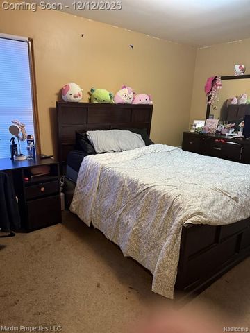 6240 W Outer Drive, Detroit, MI 48235