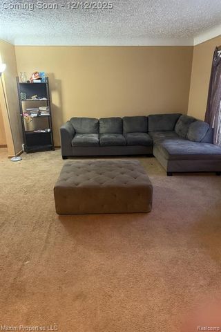 6240 W Outer Drive, Detroit, MI 48235