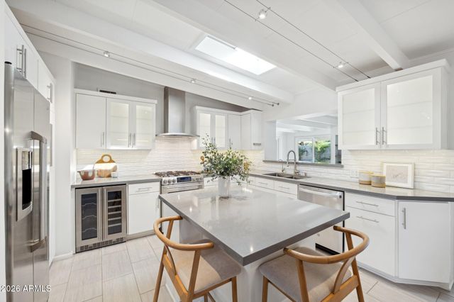 5735 N 11TH Street, Phoenix, AZ 85014