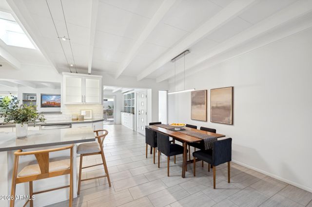 5735 N 11TH Street, Phoenix, AZ 85014