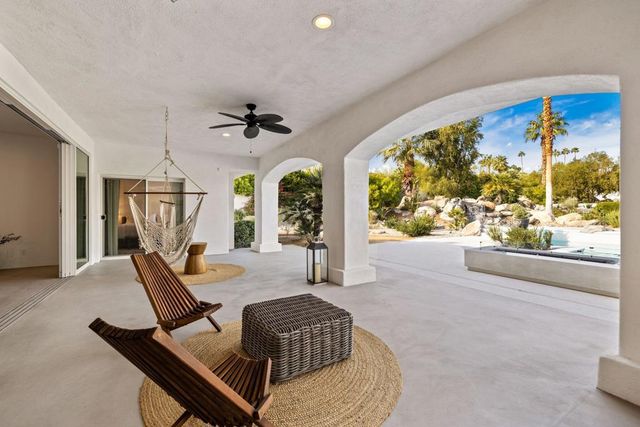 594 W Stevens Road, Palm Springs, CA 92262