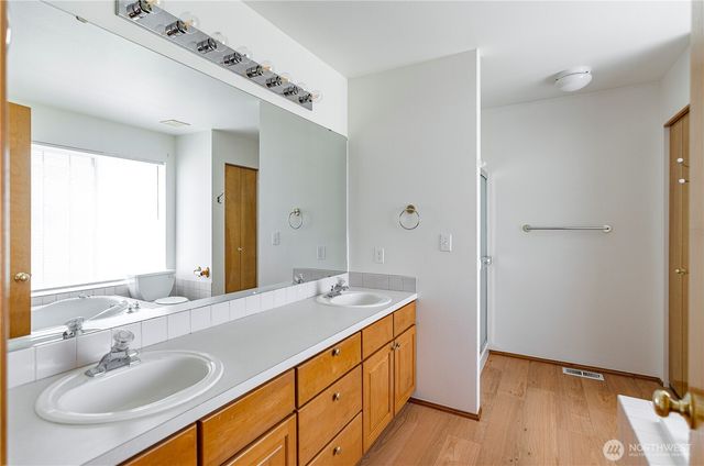 9208 Vancouver Drive NE, Lacey, WA 98516