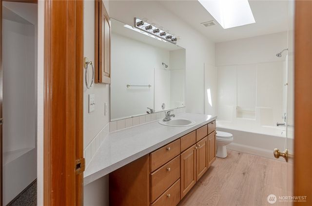9208 Vancouver Drive NE, Lacey, WA 98516