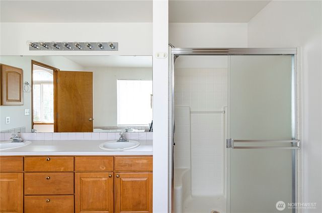 9208 Vancouver Drive NE, Lacey, WA 98516