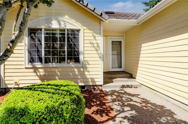 9208 Vancouver Drive NE, Lacey, WA 98516