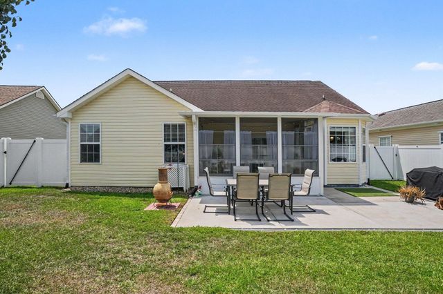 764 Wintercreeper Dr., Longs, SC 29568