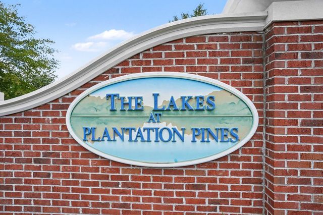 764 Wintercreeper Dr., Longs, SC 29568