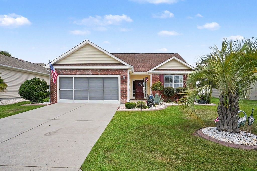 764 Wintercreeper Dr., Longs, SC 29568