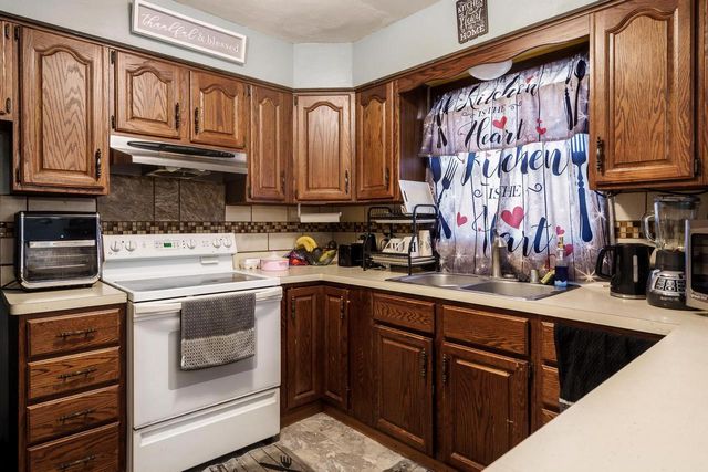 1619 6th Street, Beloit, WI 53511