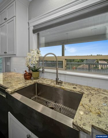5760 Barbaresco St S, Salem, OR 97306