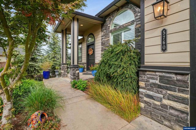 5760 Barbaresco St S, Salem, OR 97306