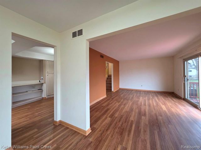 4714 Pickwick Drive, Sterling Heights, MI 48310