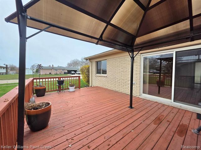 4714 Pickwick Drive, Sterling Heights, MI 48310