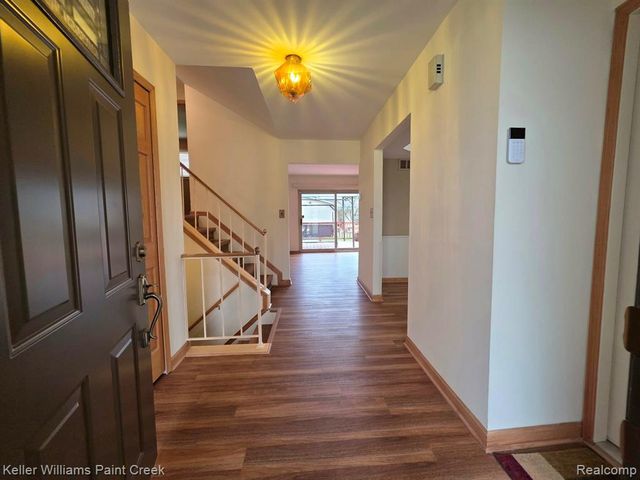 4714 Pickwick Drive, Sterling Heights, MI 48310