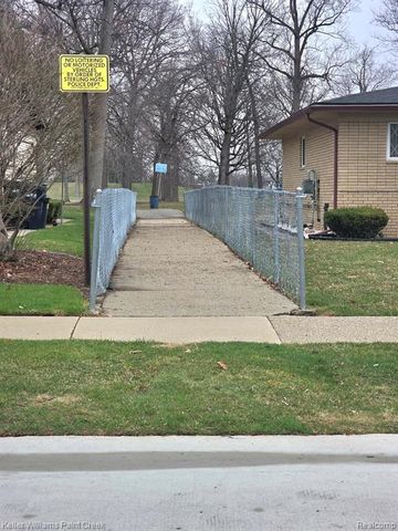 4714 Pickwick Drive, Sterling Heights, MI 48310
