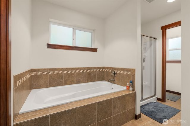 19036 18th Avenue NE, Shoreline, WA 98155