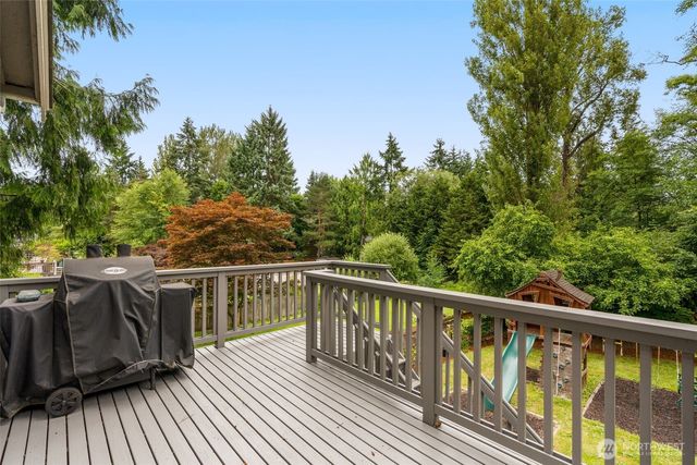 19036 18th Avenue NE, Shoreline, WA 98155