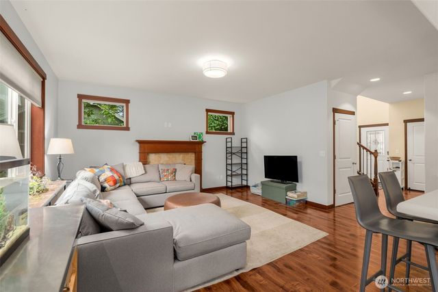 19036 18th Avenue NE, Shoreline, WA 98155