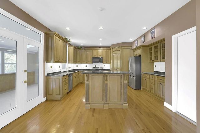 1340 Eryn Circle, Suwanee, GA 30024