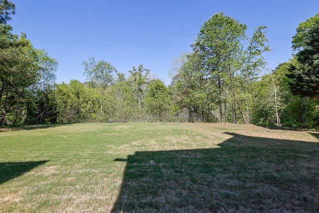 1340 Eryn Circle, Suwanee, GA 30024
