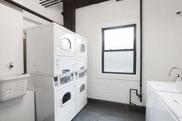 6026 N Winthrop Avenue 5B, Chicago, IL 60660