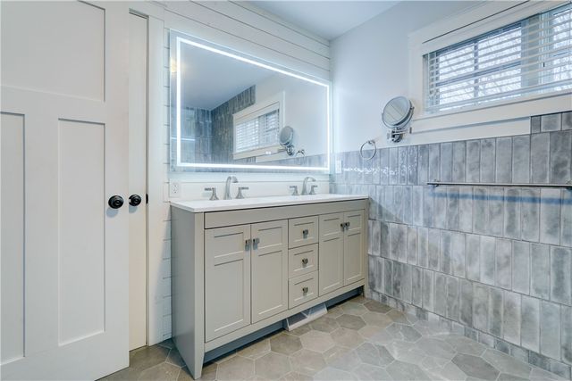 620 Saurer Farms Drive, Victor, NY 14564