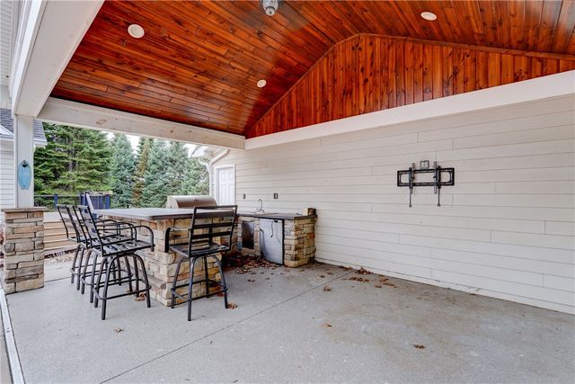 620 Saurer Farms Drive, Victor, NY 14564