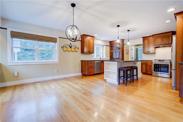 620 Saurer Farms Drive, Victor, NY 14564