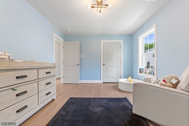 13 Williams Trl, Hopatcong Boro, NJ 07843