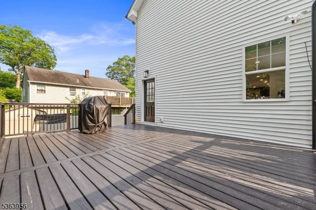 13 Williams Trl, Hopatcong Boro, NJ 07843