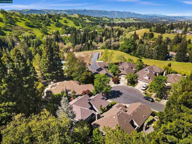 47 Tennis Club Dr, Danville, CA 94506